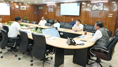 Uttarakhand News: मुख्य सचिव आनंद बर्द्धन की अध्यक्षता में टिहरी परियोजना पर उच्च स्तरीय समीक्षा बैठक: अधिकारियों को दिए कड़े निर्देश, कहा- लापरवाही न बरतें…