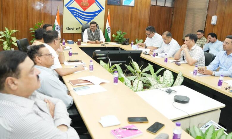Uttarakhand News: यूआईआईडीबी की बैठक में ऋषिकेश गंगा कॉरिडोर की 25 परियोजनाओं पर मंथन, मुख्य सचिव आनंद बर्द्धन ने की अध्यक्षता… Uttarakhand News: यूआईआईडीबी की बैठक में ऋषिकेश गंगा कॉरिडोर की 25 परियोजनाओं पर मंथन, मुख्य सचिव आनंद बर्द्धन ने की अध्यक्षता…