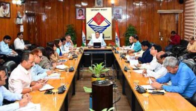 CM धामी ने सचिवालय में नागरिक उड्डयन विभाग की योजनाओं की समीक्षा की, हेली सेवाओं की सुरक्षा और दूरस्थ क्षेत्रों के लिए हवाई नेटवर्क बढ़ाने पर दिया ज़ोर….