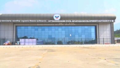 Uttarakhand News: सीएम धामी के विजन से देवभूमि में हवाई सेवाओं का विस्तार, राज्य सरकार और एएआई के बीच एमओयू पर बनी सहमति…
