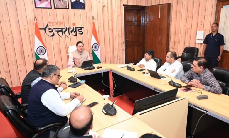 आपदा पर सीएम धामी अलर्ट: बादल फटने के बाद CM धामी ने फोन पर ली जानकारी, प्रभावित लोगों को तुरंत सुरक्षित स्थानों पर पहुंचाने के दिए निर्देश….