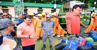 CM धामी ने राहत एवं बचाव कार्यों की समीक्षा: NDRF-SDRF और प्रशासनिक अफसरों के साथ की मीटिंग, खाद्यान्न आपूर्ति की त्वरित बहाली के दिए निर्देश CM धामी ने राहत एवं बचाव कार्यों की समीक्षा: NDRF-SDRF और प्रशासनिक अफसरों के साथ की मीटिंग, खाद्यान्न आपूर्ति की त्वरित बहाली के दिए निर्देश