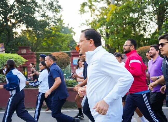 मुख्यमंत्री धामी ने ‘सेवा पखवाड़ा’ कार्यक्रम के अंतर्गत आयोजित ‘नमो युवा रन’ का किया फ्लैग ऑफ मुख्यमंत्री धामी ने ‘सेवा पखवाड़ा’ कार्यक्रम के अंतर्गत आयोजित ‘नमो युवा रन’ का किया फ्लैग ऑफ