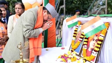 मुख्यमंत्री धामी ने गणतंत्र दिवस के अवसर पर गांधी पार्क में भारत विकास परिषद द्वारा आयोजित सामूहिक वंदे मातरम् गायन कार्यक्रम में प्रतिभाग किया।