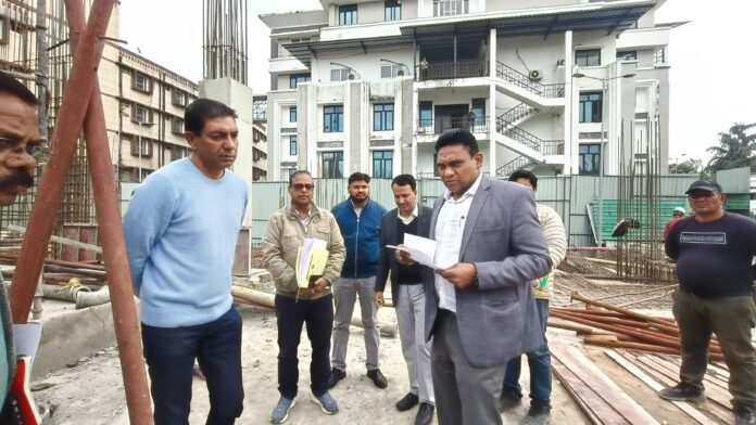 मुख्यमंत्री धामी के विजन को ज़मीन पर उतारने में जुटा आवास विभाग मुख्यमंत्री धामी के विजन को ज़मीन पर उतारने में जुटा आवास विभाग