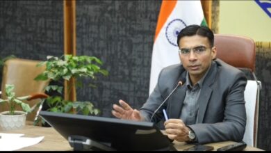 मानसिक स्वास्थ्य केंद्र के माध्यम से नशे के गर्त में डूबे व्यक्तियों को उपचार देकर पुनः समाज की मुख्यधारा से जोड़ा जा रहा है. मानसिक स्वास्थ्य केंद्र के माध्यम से नशे के गर्त में डूबे व्यक्तियों को उपचार देकर पुनः समाज की मुख्यधारा से जोड़ा जा रहा है.