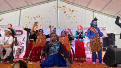 रविवार को दिव्यांगजन सशक्तिकरण को प्रोत्साहित करने के उद्देश्य से आयोजित “दिव्य कला मेला” का समापन समारोह देहरादून में सम्पन्न हुआ। रविवार को दिव्यांगजन सशक्तिकरण को प्रोत्साहित करने के उद्देश्य से आयोजित “दिव्य कला मेला” का समापन समारोह देहरादून में सम्पन्न हुआ।