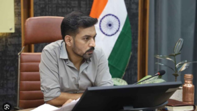 जिलाधिकारी ने अधिकारियों को दिए मानसून के दौरान सतर्क रहने के निर्देश