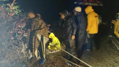 देहरादून, मसूरी क्षेत्रान्तर्गत हाथीपांव के पास एक वाहन दुर्घटनाग्रस्त, एसडीआरएफ, उत्तराखंड ने किया 02 का रेस्क्यू
