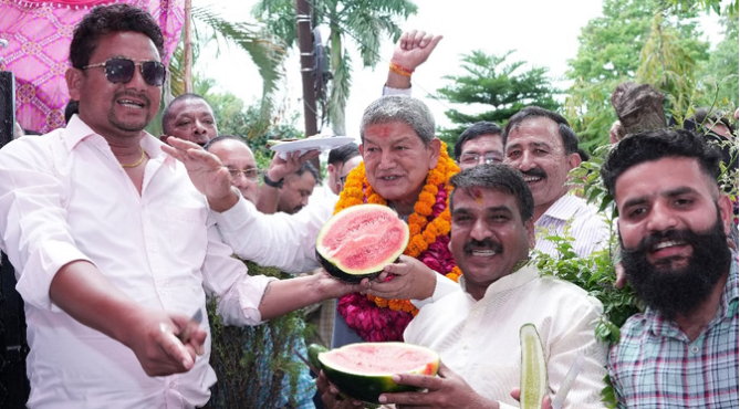 उत्तराखंड कांग्रेस में नहीं कम हो रही खटास: ‘हरदा’ की फल पार्टी से नदारद रहे नेता; जानें कौन-कौन नहीं पहुंचा