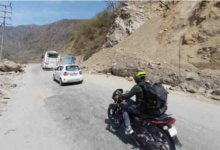 Chamoli: चारधाम यात्रा के लिए ग्रीन कार्ड बनाने का काम शुरू, वाहन चालकों के लिए लगाया गया अलग काउंटर