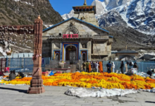Kedarnath Dham: फूलों से सजने लगा बाबा केदार का धाम, आज गौरीकुंड पहुंचेगी उत्सव डोली, 22 को खुलेंगे कपाट