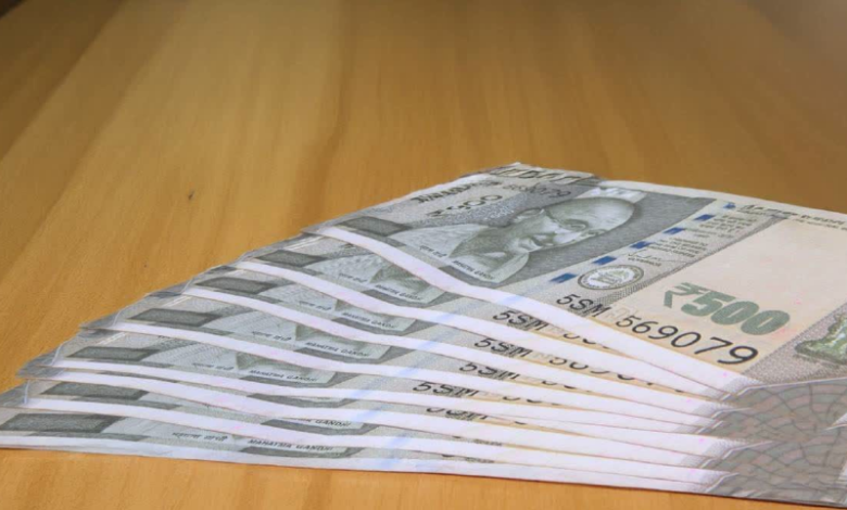 8वां वेतन आयोग: न्यूनतम सैलरी 72000 रुपये, सालाना वेतन वृद्धि 6%, BPMS का सुझाव