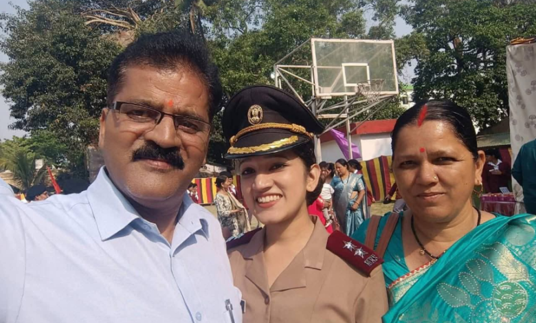 पौड़ी के शिक्षक की बेटी भारतीय सेना में बनी लेफ्टिनेंट, जानें शिक्षा-संघर्ष और सफलता की कहानी