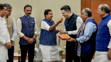 केजरीवाल को झटका, राज्यसभा सभापति ने 7 बागी सांसदों की बीजेपी में एंट्री को दी मंजूरी