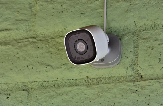 Dehradun: जेन-जी बार में विवाद के बाद एक्शन में पुलिस, अब सीधी निगरानी में रहेंगे दून के 14 होटल, पब और बार