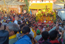 मां नंदा सुनंदा की भव्य शोभा यात्रा के साथ नंदा देवी मेला संपन्न, अल्मोड़ा में भक्तों ने नम आंखों से दी विदाई