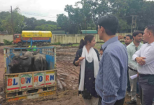 रामनगर नगर पालिका में कमिश्नर का छापा, गड़बड़ी पर भड़के दीपक रावत, कहा ये स्कैम है, डीएम को जांच सौंपी