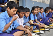 Haridwar: जिले के स्कूलों में गहराया मिड-डे मील संकट, उधार के चावल से बन रहा भोजन, कई विद्यालयों में हुआ बंद