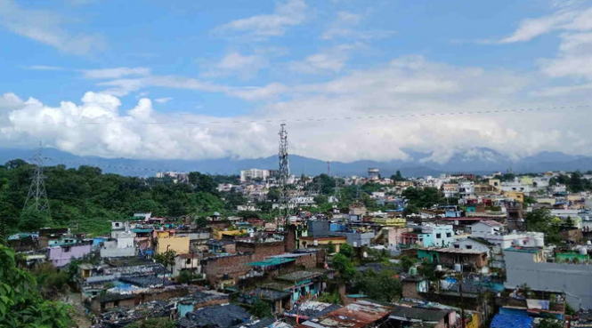 Uttarakhand Weather Today: बारिश-तूफान का अलर्ट, ठंडी हवाओं से लुढ़का पारा,जानें 12 अप्रैल तक का मौसम अपडेट Uttarakhand Weather Today: बारिश-तूफान का अलर्ट, ठंडी हवाओं से लुढ़का पारा,जानें 12 अप्रैल तक का मौसम अपडेट