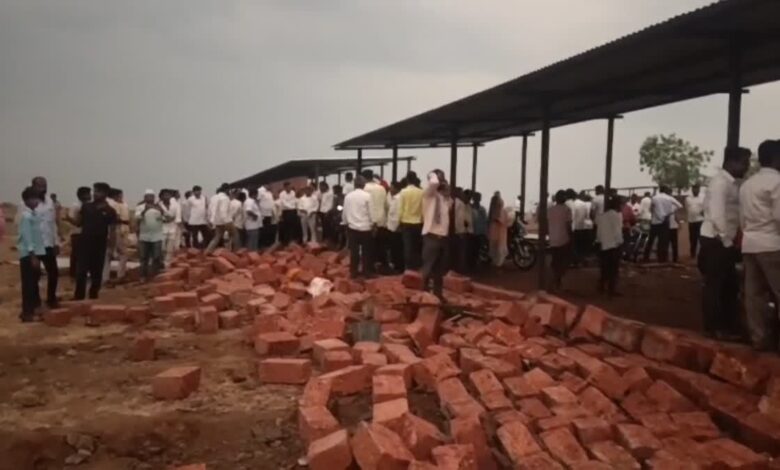 महाराष्ट्र: सांगली में दुखद घटना, दीवार गिरने से 6 भक्तों की मौत, 15 घायल