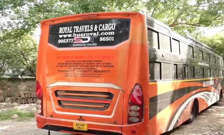 दिल्ली में चलती स्लीपर बस में महिला के साथ दुष्कर्म, बस में सात किलोमीटर तक होती रही ‘दरिंदगी’, दो गिरफ्तार