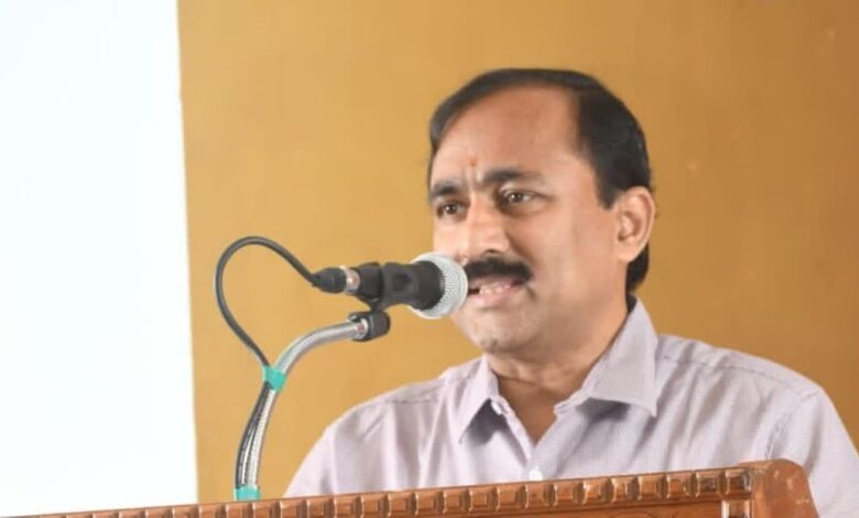 TVK महिला कैडर के बारे में विवादित टिप्पणी, अब्दुल कलाम के पूर्व सलाहकार के खिलाफ दो मामले दर्ज TVK महिला कैडर के बारे में विवादित टिप्पणी, अब्दुल कलाम के पूर्व सलाहकार के खिलाफ दो मामले दर्ज