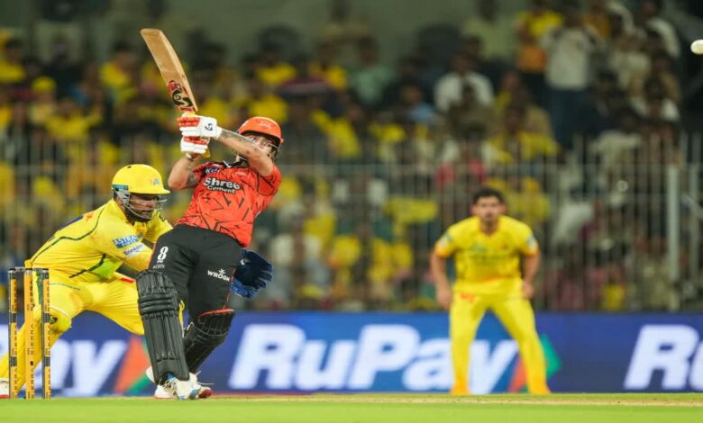 IPL 2026: SRH ने CSK को हराकर प्लेऑफ में जगह पक्की की, ईशान किशन ने खेली शानदार अर्धशतकीय पारी