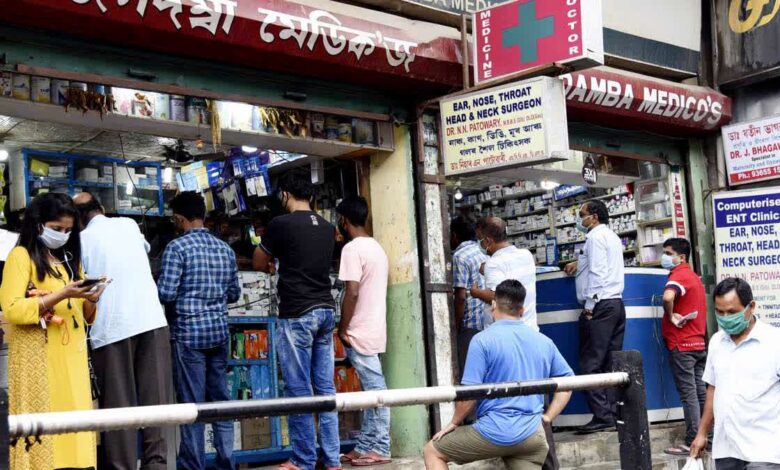 दवा विक्रेताओं की देशव्यापी हड़ताल आज, 12 लाख मेडिकल स्टोर बंद, सप्लाई ठप होने की संभावना दवा विक्रेताओं की देशव्यापी हड़ताल आज, 12 लाख मेडिकल स्टोर बंद, सप्लाई ठप होने की संभावना