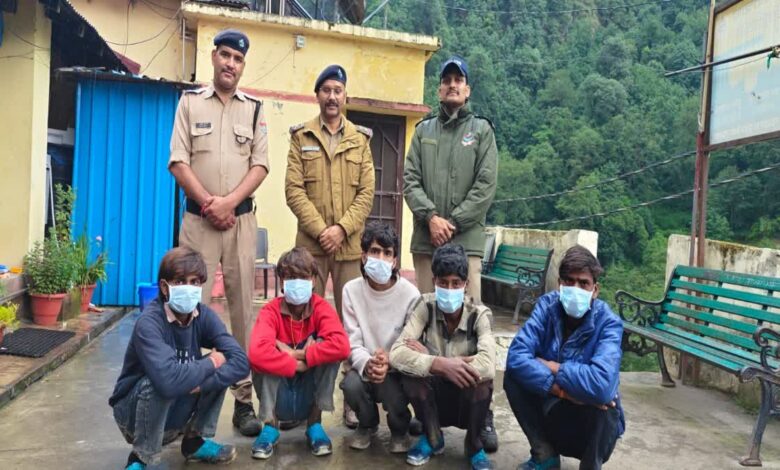 केदारनाथ पैदल मार्ग पर हुड़दंगियों पर पुलिस का बड़ा एक्शन, वीडियो वायरल होने के बाद 5 आरोपी गिरफ्तार