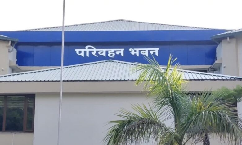 उत्तराखंड में दाखिल होने वाले हाइब्रिड वाहनों से भी वसूला जाएगा ग्रीन सेस, पॉलिसी में जल्द होगा संशोधन उत्तराखंड में दाखिल होने वाले हाइब्रिड वाहनों से भी वसूला जाएगा ग्रीन सेस, पॉलिसी में जल्द होगा संशोधन