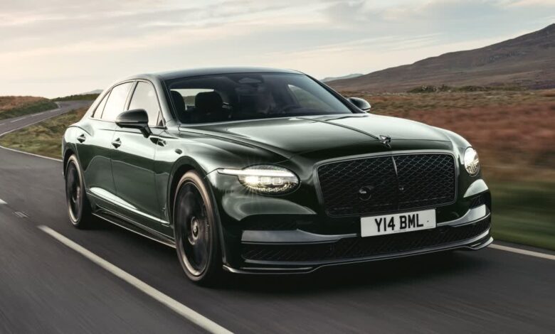 2027 Bentley Flying Spur ग्लोबल मार्केट के लिए हुई पेश, मिला V8 हाइब्रिड इंजन 2027 Bentley Flying Spur ग्लोबल मार्केट के लिए हुई पेश, मिला V8 हाइब्रिड इंजन