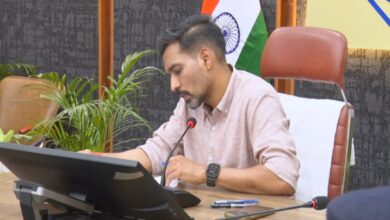 मुख्य शिक्षा अधिकारी पर भारी पड़ी लापरवाही, जिलाधिकारी ने जारी किया कारण बताओ नोटिस
