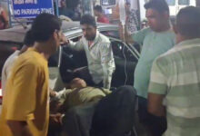 नैनीताल में पर्यटकों से भरा टेंपो ट्रैवलर खाई में गिरा, दो महिलाओं की मौत, कई घायल