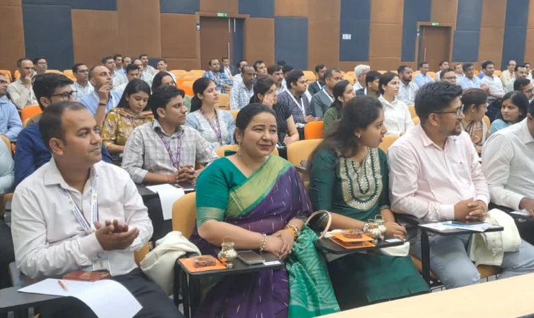 1 जुलाई से देश में दवाइयों के लिए लागू होंगे आईपी 2026 मानक, उत्तराखंड के फार्मा उद्योग को दी गई ट्रेनिंग 1 जुलाई से देश में दवाइयों के लिए लागू होंगे आईपी 2026 मानक, उत्तराखंड के फार्मा उद्योग को दी गई ट्रेनिंग