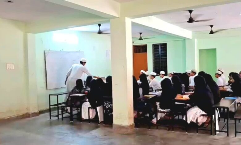 मदरसा बोर्ड भंग होने के बाद हरिद्वार जिले में मान्यता प्रक्रिया तेज, 26 मदरसों ने किया आवेदन, सभी को लेनी होगी मान्यता