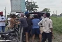 गाय के मालिकाना हक को लेकर दो पक्षों में खूनी संघर्ष, जमकर चले लाठी-डंडे और पत्थर, पुलिस ने संभाला मोर्चा