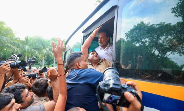 छात्रों के प्रदर्शन का श्रेय लेने की कोशिश: पीएम आवास के बाहर राहुल गांधी के धरने पर बोली बीजेपी छात्रों के प्रदर्शन का श्रेय लेने की कोशिश: पीएम आवास के बाहर राहुल गांधी के धरने पर बोली बीजेपी