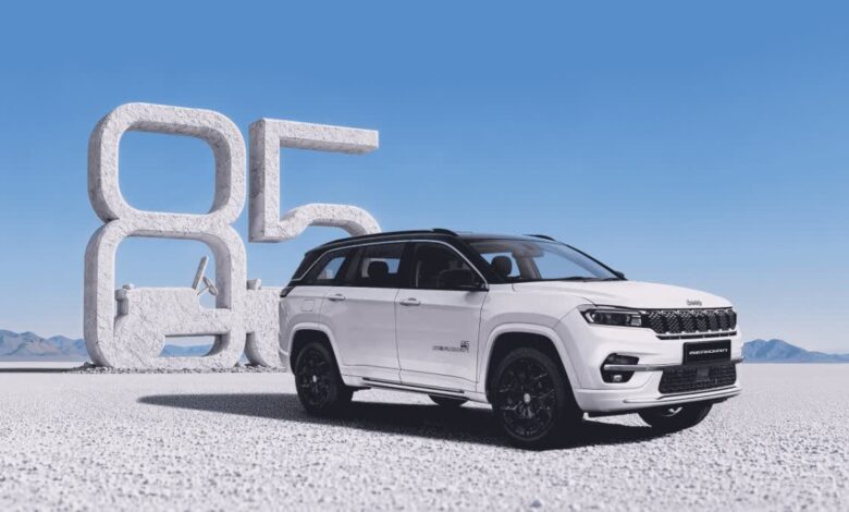 Jeep Meridian 85th Anniversary Edition भारत में हुआ लॉन्च, जानें क्या है कीमत और फीचर्स Jeep Meridian 85th Anniversary Edition भारत में हुआ लॉन्च, जानें क्या है कीमत और फीचर्स
