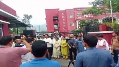 सहायक अध्यापक भर्ती पर गहराता विवाद, कोर्ट से लेकर सड़क तक पहुंचा मामला