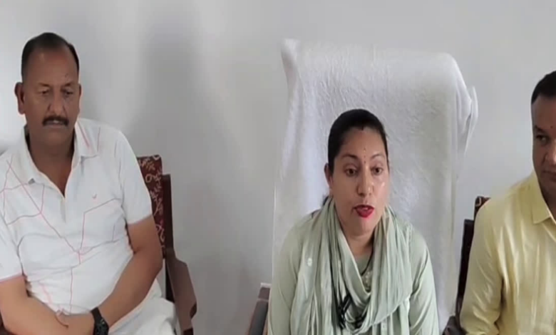 कांग्रेस से निष्कासित नेताओं के तेवर उग्र, कार्रवाई को एकतरफा बताया, दिल्ली दरबार में रखेंगे अपनी बात