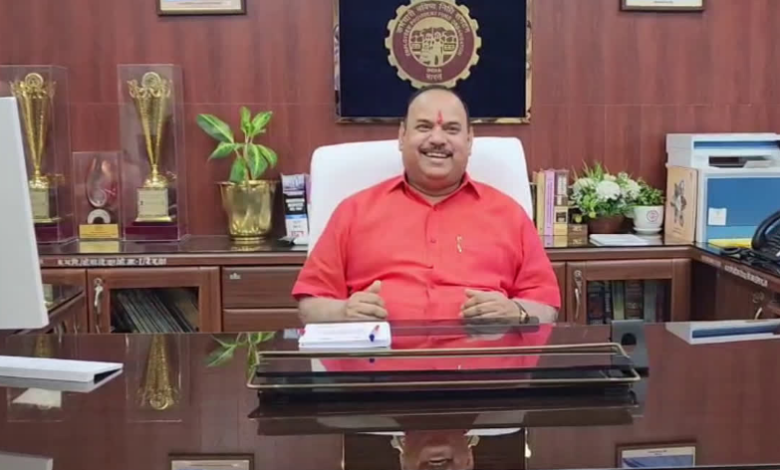 EPFO ने शुरू किया ‘संवेदना सेल’, दिवंगत का पैसा निकालना हुआ आसान, शिक्षा और विवाह की चिंता भी दूर EPFO ने शुरू किया ‘संवेदना सेल’, दिवंगत का पैसा निकालना हुआ आसान, शिक्षा और विवाह की चिंता भी दूर