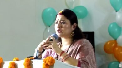 सीएम धामी के बाद पत्नी ने उठाया ‘जिहाद’ का मुद्दा, सरकार के कार्यों का किया बखान