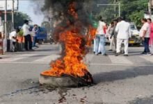 Jharkhand Bandh: छात्रों पर लाठीचार्ज के विरोध में झारखंड बंद, सड़क पर उतरे बंद समर्थक
