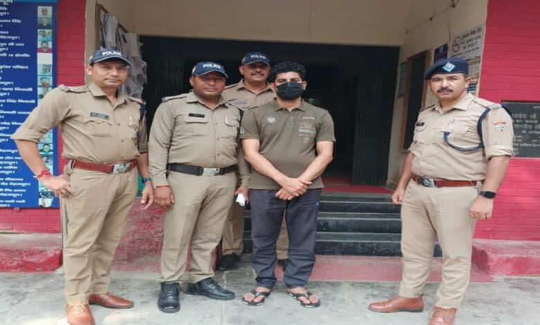 UKSSSC पेपर लीक: सुमन, खालिद और साबिया पर तय होंगे आरोप, विशेष सीबीआई कोर्ट ने माने पर्याप्त आधार UKSSSC पेपर लीक: सुमन, खालिद और साबिया पर तय होंगे आरोप, विशेष सीबीआई कोर्ट ने माने पर्याप्त आधार
