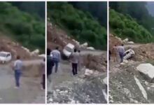 उत्तरकाशी में खौफनाक मंजर, भूस्खलन की चपेट में आई कार, चालक ने भागकर बचाई जान