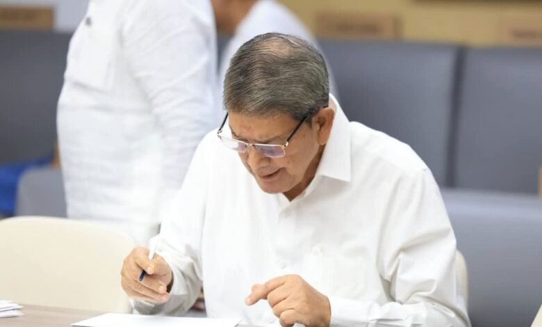 हरीश रावत फिर हुए सक्रिय, दिल्ली में कांग्रेस वर्किंग कमेटी की बैठक में की शिरकत