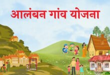 बेबसी: अंतिम संस्कार के लिए जान जोखिम में डालकर नदी पार कर रहे ग्रामीण, आपदा में बह गई थी आरसीसी पुल