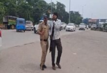 उत्तराखंड किसान आंदोलन, पंपिंग गन मिलने से मचा हड़कंप, पुलिस हिरासत में युवक