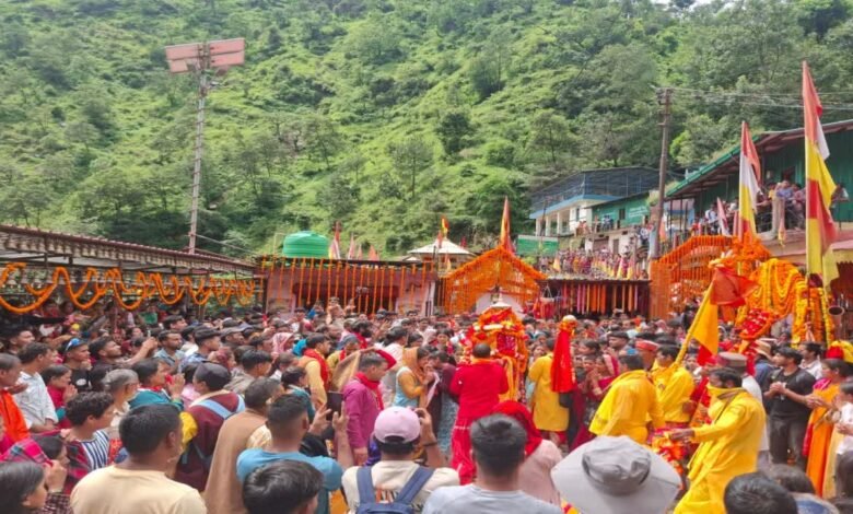सिद्धपीठ कालीमठ में उमड़ा आस्था का जनसैलाब, दिवारा यात्रा में मां श्रद्धालुओं को देंगी आशीर्वाद